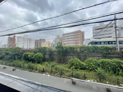 【展望】 | プライマル新大阪（レジデンス新大阪キャトルセゾン） | バルコニーからの眺めです