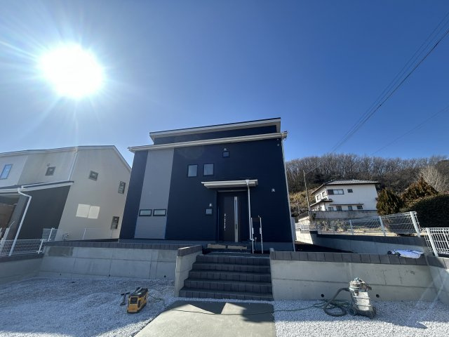新築　高崎市根小屋町第１　Liveie Garden.S  １号棟の外観|現地写真　2026年3月完成予定！類似物件のご内覧等、お気軽にお問合せください♪　							
　							
