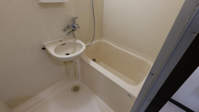 エバーグリーン・ハイツの浴室