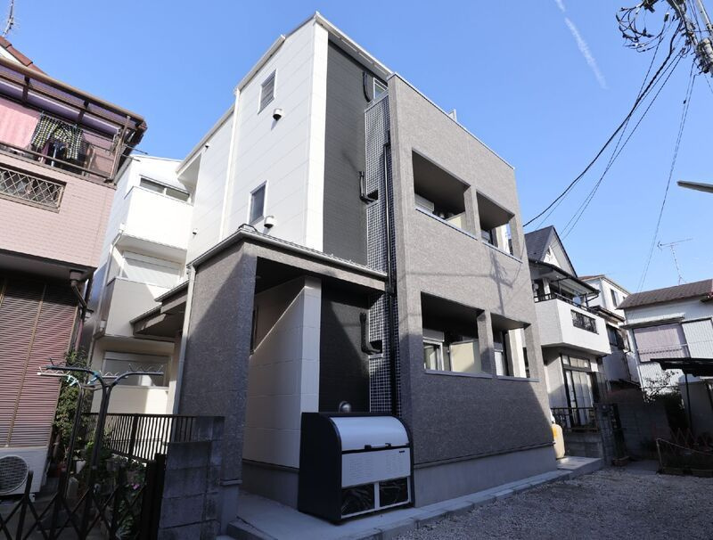 メゾン・アンソレイエ