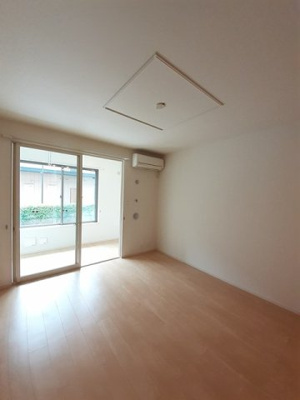 【居間・リビング】 | ヴィル　クラージュⅢ