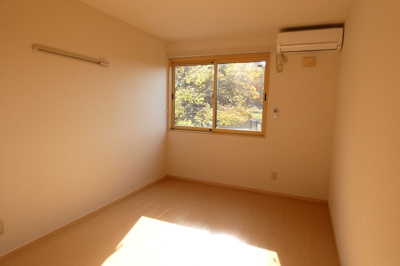 【洋室】 | リバティハウス