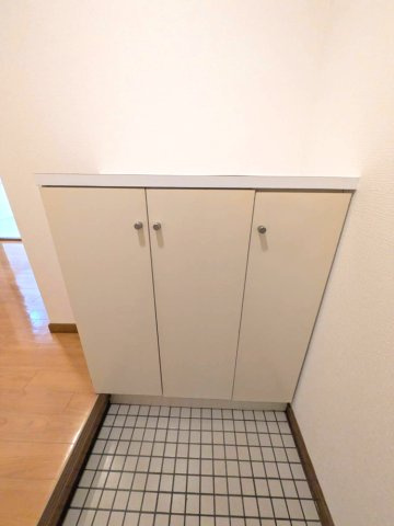 ラ・ミーユ甲東園の玄関