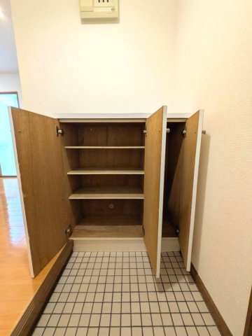 ラ・ミーユ甲東園の収納|専用の収納スペースです