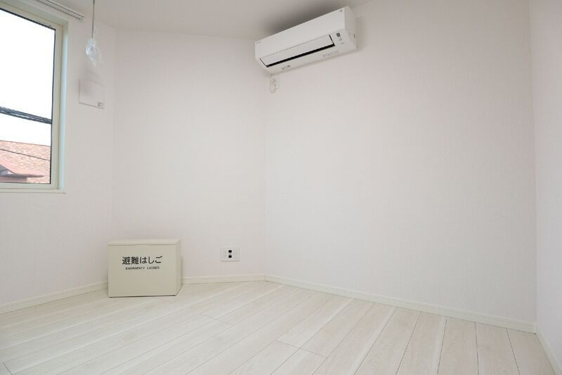 Ｖｅｒｔ　Ｂｏｎｈｅｕｒ（ヴェール・ボヌール）の居間・リビング