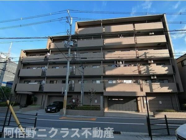 フォレスタ育和