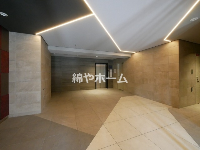 ファステート難波ヴィラントのロビー|落ち着いたロビーです