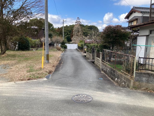 小郡市三沢　売り土地の前面道路含む現地写真|前面道路含む現地写真です