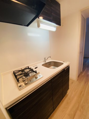 プレサンス南森町ライズのキッチン