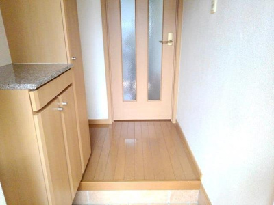 【玄関】 | ラディアンス