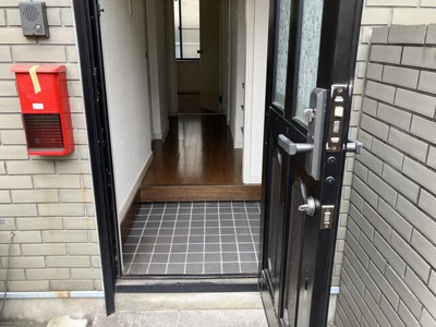 【玄関】 | タウンハウス千長