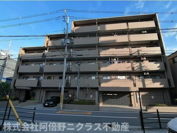 フォレスタ育和