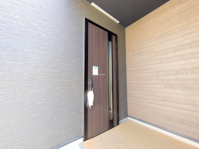 富士見市羽沢３丁目の新築一戸建の玄関