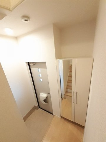 ウエストヒル田迎の玄関