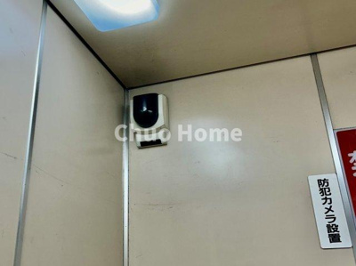 【防犯設備】 | 藤和東浅草コープ | 【防犯カメラ】何かあった時の大事な証拠になることももちろんなりますが、防犯というくらいですので大事なのは防犯カメラがあることによって抑止力につながることですよね。