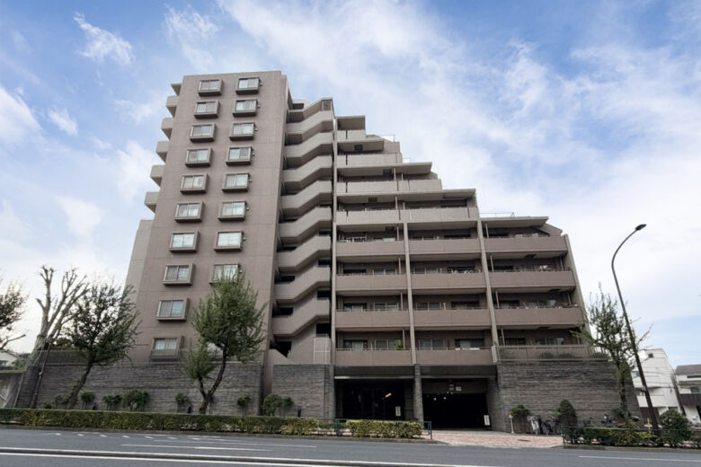 コスモ小竹向原ガーデンフォルムの外観|東京メトロ有楽町線・副都心線「小竹向原」駅まで徒歩約13分 都立城北中央公園が徒歩圏内