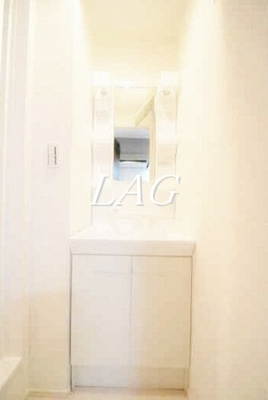 【洗面所】 | アットリラ稲毛海岸Ａ | 洗面台です。