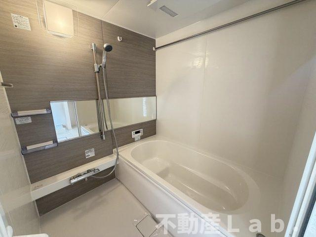 ブランピエール サカエの浴室|※反転タイプのお写真です。