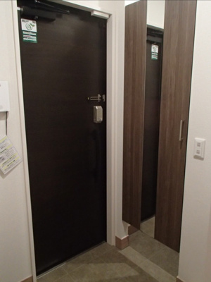 【玄関】 | パサログランデ賑町