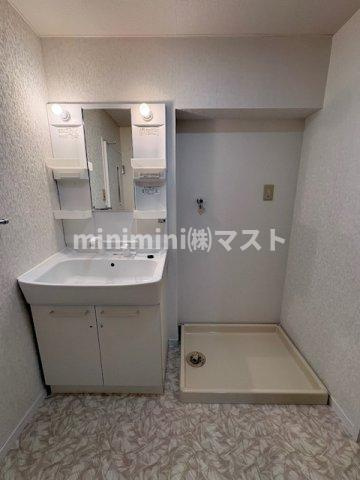 築港武智マンションの洗面所