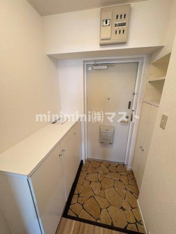 築港武智マンションの玄関