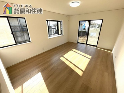 【居間・リビング】 | 中古戸建　神戸市垂水区多聞台１丁目