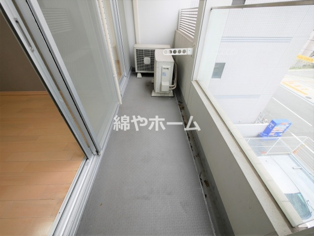 BGC難波タワーのバルコニー|バルコニーからの眺めを楽しみながら食事をしませんか