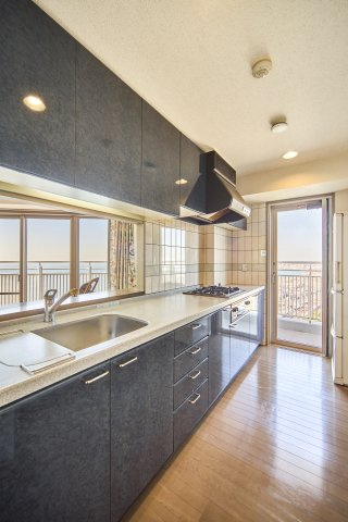 ティオ舞子のキッチン|お料理しやすいキッチンです