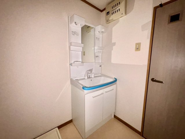 ベアード水上の独立洗面台