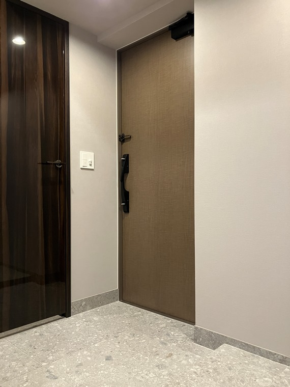 クラッシィハウス大手町ザ・スイートの玄関