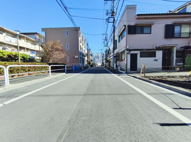 板橋区大谷口北町 限定1棟の前面道路含む現地写真|東側は隣地通路のため角地感覚
周辺環境は充実
小学校は約270ｍ
お買い物施設も充実し利便性と暮らしやすさが共存した魅力的なロケーション♪