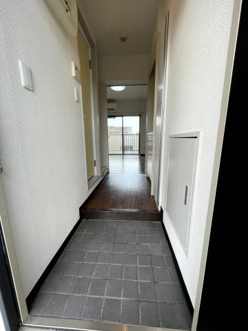 NU TERRACE鵜の木のロビー