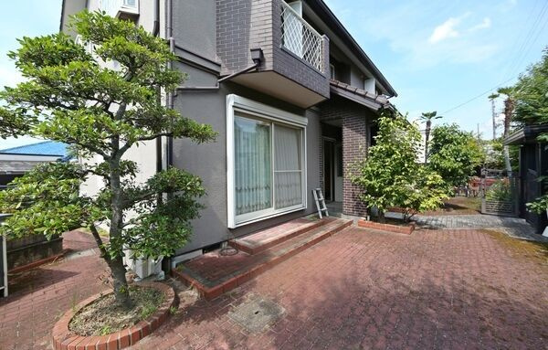 高森台戸建の庭