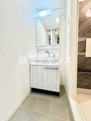 プレサンス名古屋ルーカスの独立洗面台