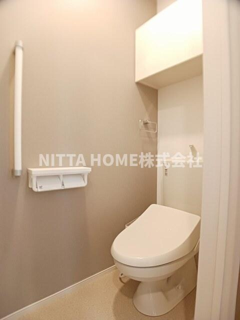 京丹後市峰山町新町のアパートのトイレ|温水洗浄便座のトイレです○