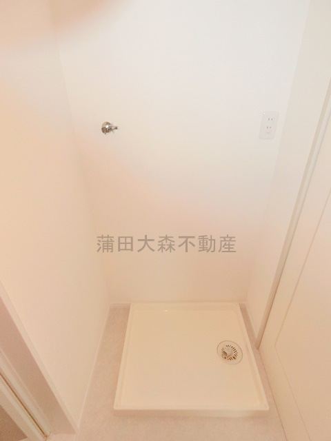 パインコート梅屋敷の設備|室内洗濯機置場