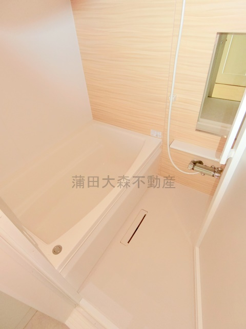 パインコート梅屋敷の浴室