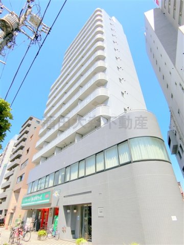 パインコート梅屋敷の外観