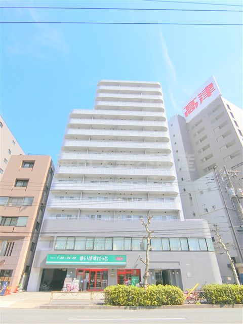 パインコート梅屋敷の外観