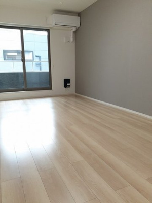 【居間・リビング】 | ＨＩＫＡＲＩＳＵ　Ⅲ | 過ごしやすい室内です