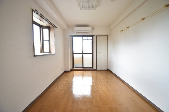 リバティ堺５号館の洋室