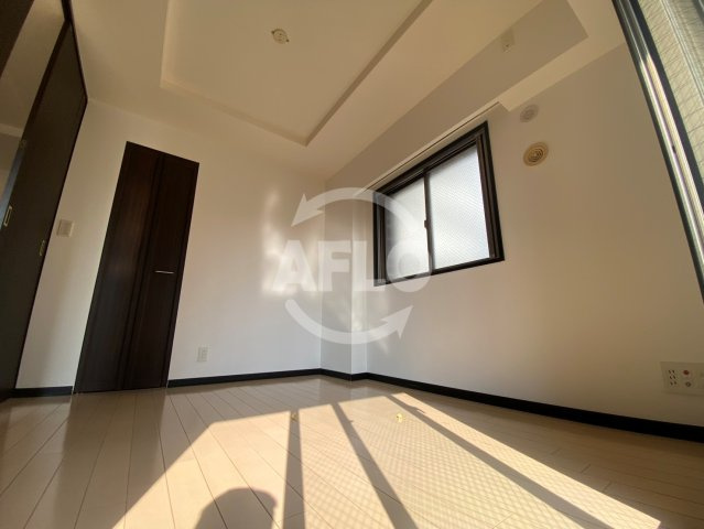 エステムコート京橋セレブⅠポーラスターの寝室|エステムコート京橋セレブＩポーラスター　洋室