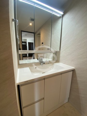 エステムコート京橋セレブⅠポーラスターの独立洗面台|エステムコート京橋セレブＩポーラスター　独立洗面台