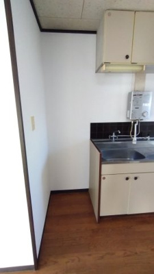 【設備】 | ブライトクレイン | 冷蔵庫置場