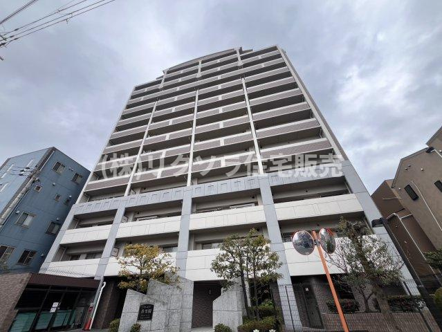 イトーピア香里園ヴァルコートの外観|新しい生活にいかがでしょうか？外観はお住まいの顔になります。こだわりたいポイントですね。水回りリフォームやリノベーションも承ってます。
■現地見学・資金計画相談・住宅ローン相談もお問合せ受付中■