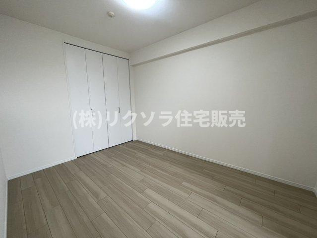 イトーピア香里園ヴァルコートの寝室|洋室6.0帖
■物件内覧・資金計画相談・住宅ローン相談、リフォーム相談、お問合せ受付中■
※当日・翌日のご内覧、ご相談はお電話でのお問合せがスムーズです！