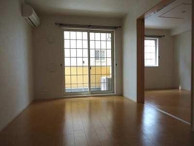 【居間・リビング】 | グローリア | 使いやすいリビングです