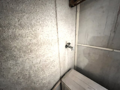 【設備】 | リアライズ新大阪駅東 | 室外洗濯置場です