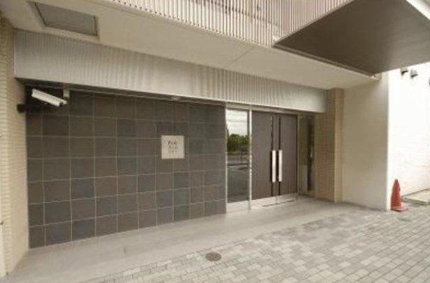 パークアクシス滝野川のエントランス