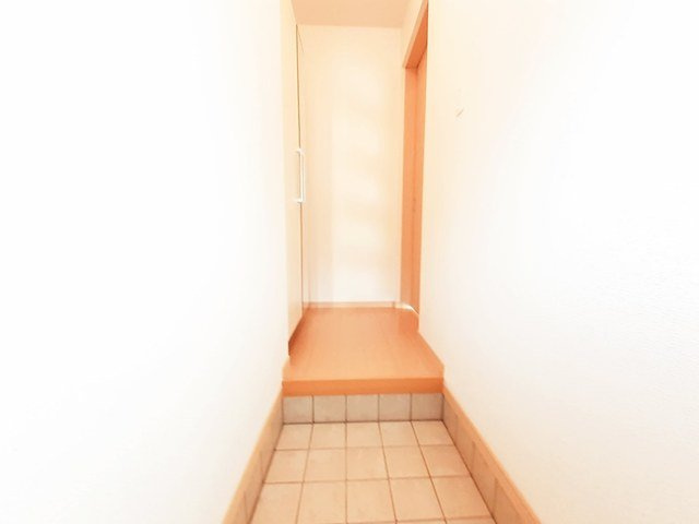 サニー・レジデンスⅡの玄関